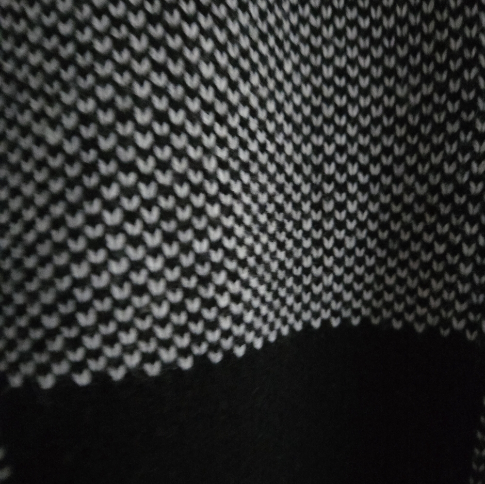 Shein Cropped Checkered Black and White Crochet Sweater Size S - Picture 6 of 6